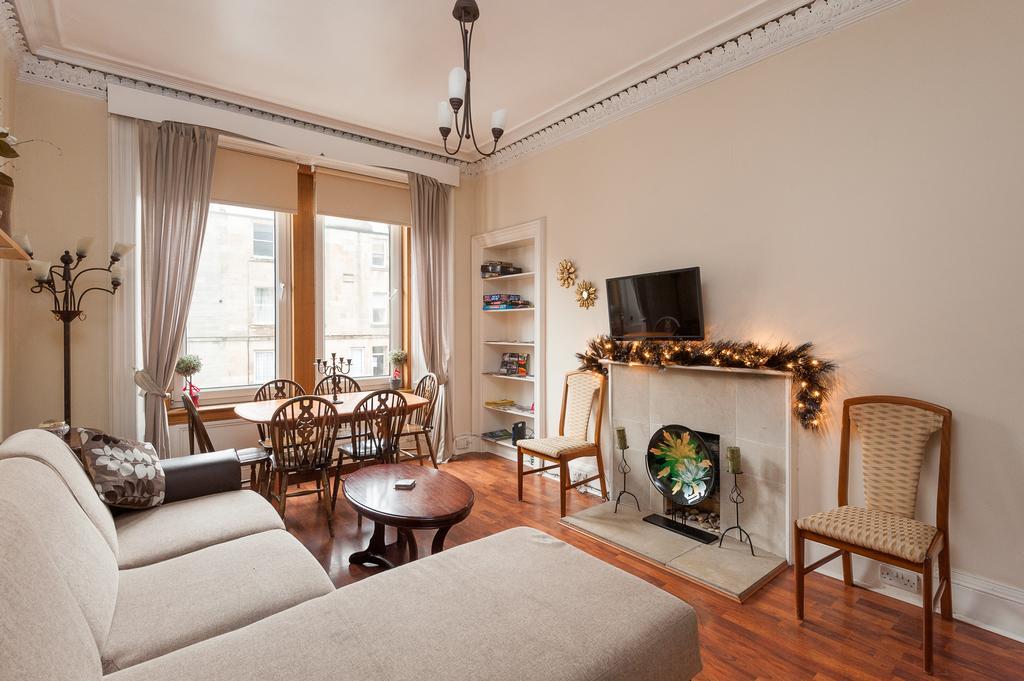 Pitt Street Apartment Beautiful Spacious Apartment Free Parking And Free Sanitizer Edimburgo Quarto foto