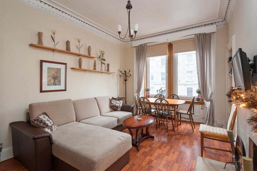 Pitt Street Apartment Beautiful Spacious Apartment Free Parking And Free Sanitizer Edimburgo Quarto foto