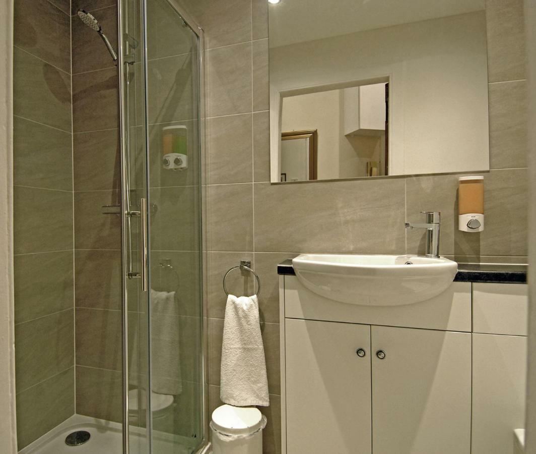 Pitt Street Apartment Beautiful Spacious Apartment Free Parking And Free Sanitizer Edimburgo Exterior foto